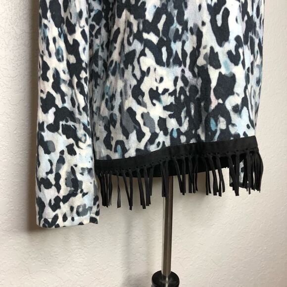 Tyler Boe white black blue fringe trim animal print sweater size Medium - Picture 3 of 13